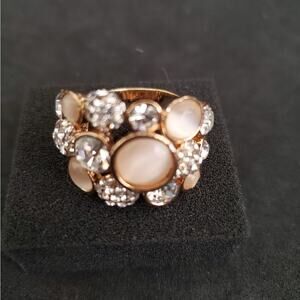 Ladies Gold Tone Ring Champaign Colored Stones Size 7 1/2 to‎ 8